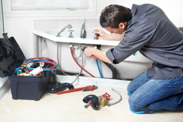 Lắp đặt thiết bị vệ sinh